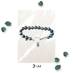 Peacock Organic Freshwater Pearl Bracelet with Leaf Dangle and Silver Ring